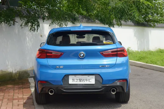 BMW X2