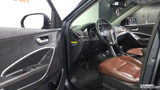 Hyundai Grand Santa Fe (Maxcruz)