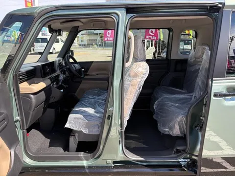 Mitsubishi Delica Mini