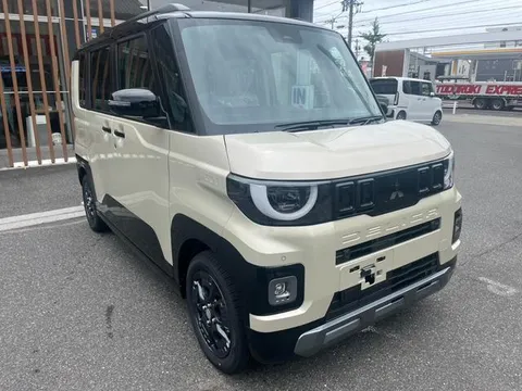 Mitsubishi Delica Mini