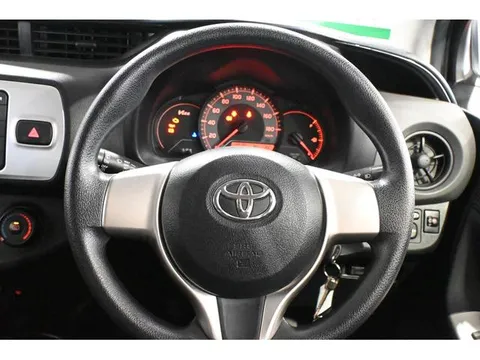 Toyota Yaris (Vitz)