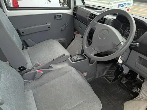 Mitsubishi Minicab Van