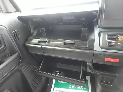 Suzuki Spacia Base