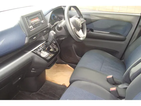 Mitsubishi eK X