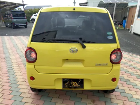 Daihatsu Mira Tocot