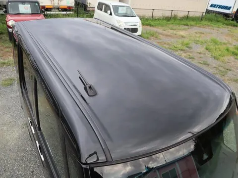 Toyota Pixis Mega