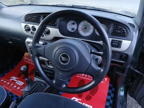 Daihatsu Mira Gino