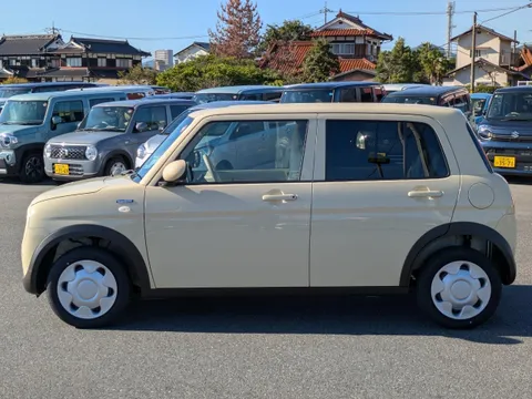 Suzuki Alto Lapin