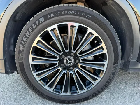 Mercedes-Benz Mercedes-Benz GLC