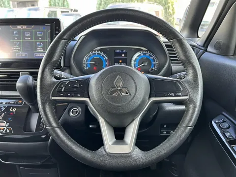 Mitsubishi eK X Space