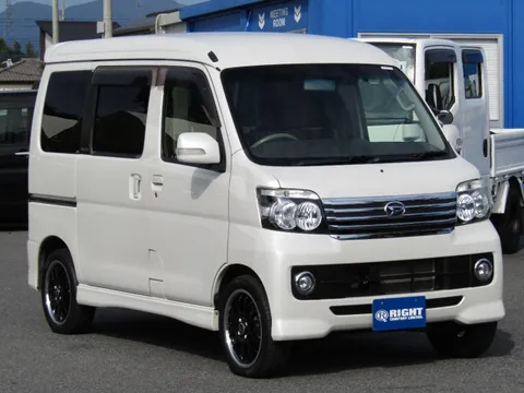 Daihatsu Atrai Wagon
