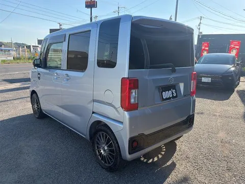 Daihatsu Hijet Caddie