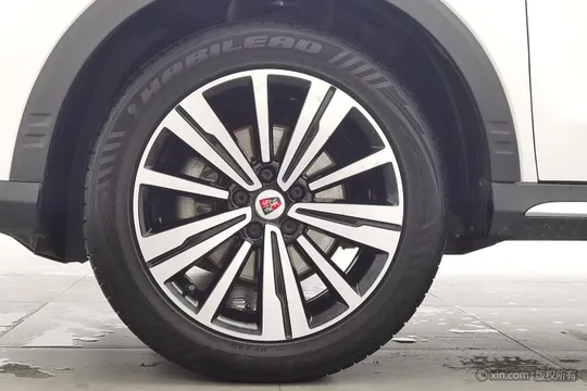 Roewe RX5