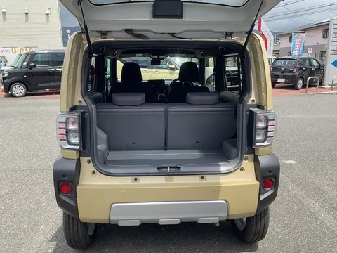Daihatsu Taft