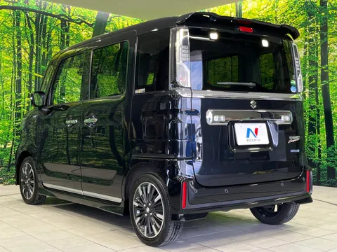 Suzuki Spacia Custom