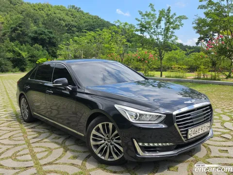 Genesis G90 (EQ900)