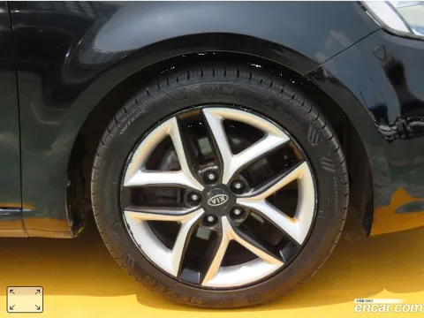Kia Cerato (Forte)