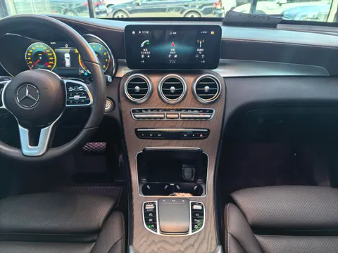 Mercedes-Benz Mercedes-Benz GLC