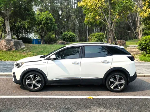 Peugeot 4008