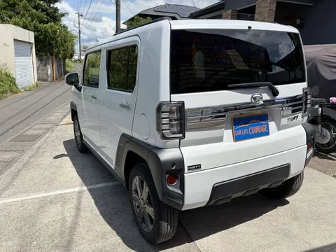 Daihatsu Taft