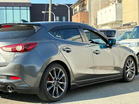 Mazda Axela Sport