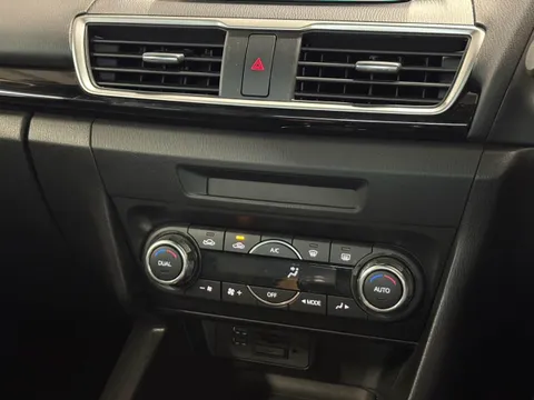 Mazda Mazda3 (Axela)