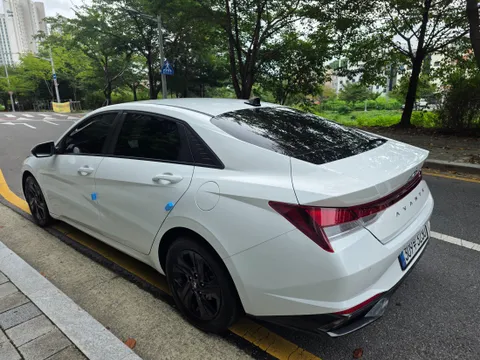 Hyundai Elantra (Avante)