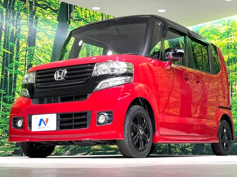 Honda N-BOX Custom