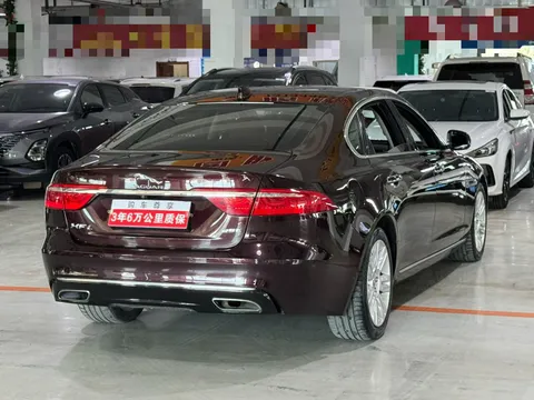 Jaguar XFL