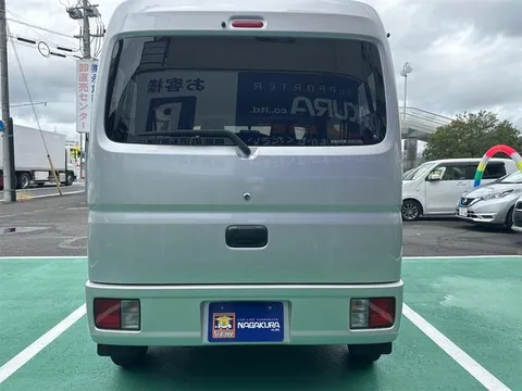 Nissan Clipper
