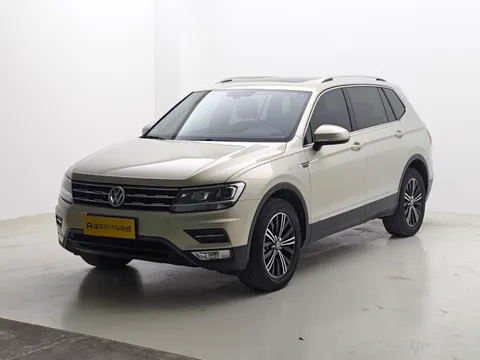 Volkswagen Tiguan L