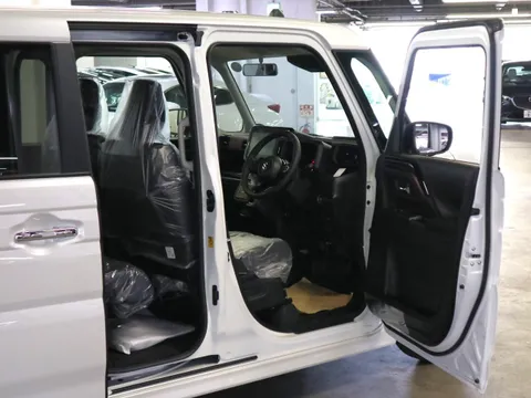 Suzuki Spacia Custom