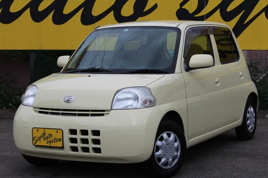 Daihatsu Esse