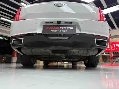 Cadillac XTS