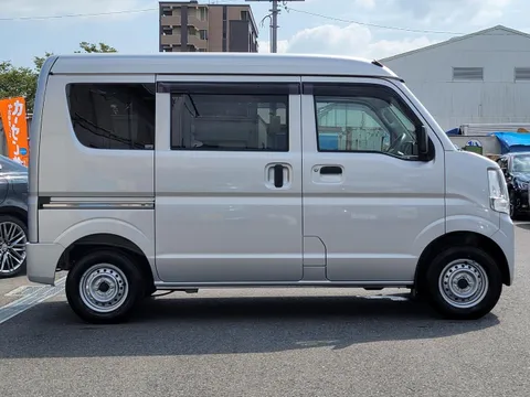 Nissan Clipper