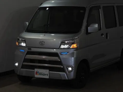 Toyota Pixis Van
