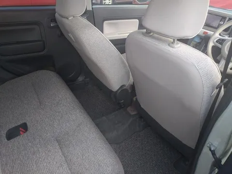 Daihatsu Mira Tocot