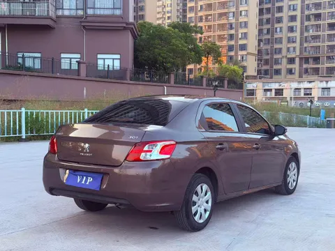 Peugeot 301