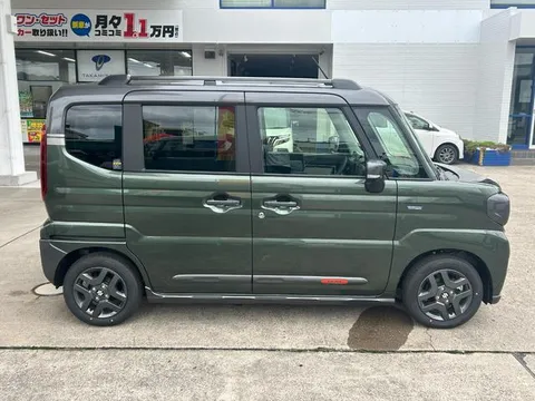 Suzuki Spacia Gear