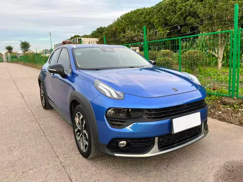 Lynk & Co Lynk & Co 02