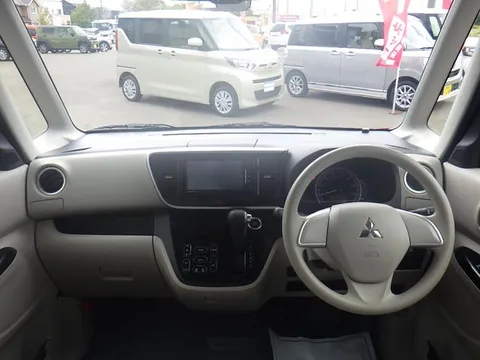 Mitsubishi eK Space