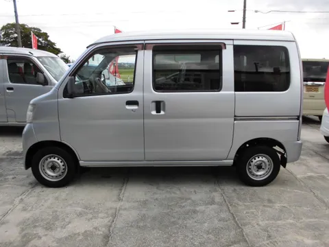Daihatsu Hijet Cargo