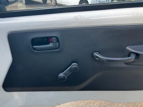Mazda Scrum Truck