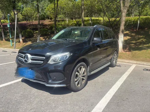 Mercedes-Benz GLE-Class
