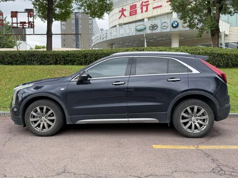 Cadillac XT4