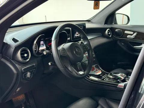 Mercedes-Benz Mercedes-Benz GLC