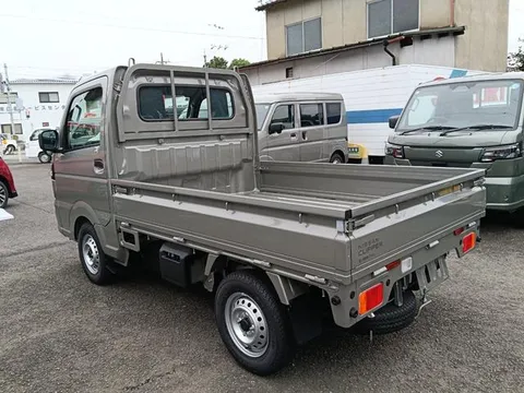 Nissan Clipper Truck
