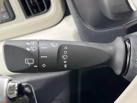 Daihatsu Mira Tocot