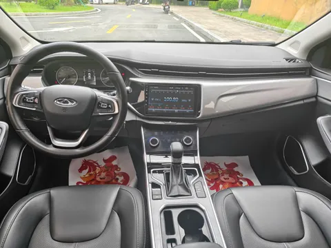 Chery Arrizo 5
