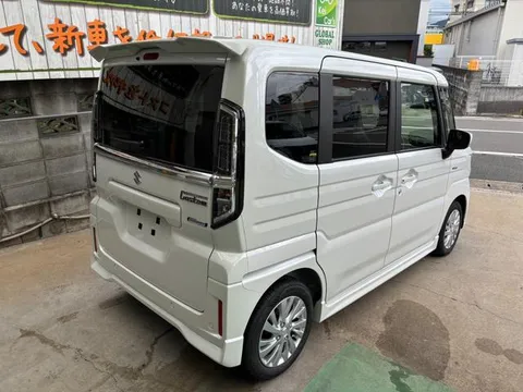 Suzuki Spacia Custom